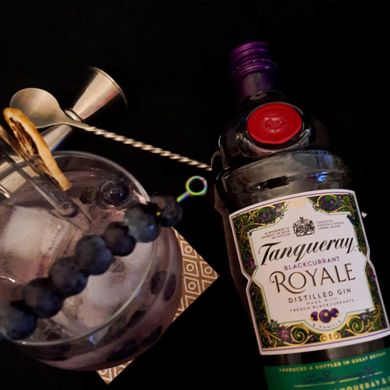 Tanqueray Blackcurrant Royale ginvasion mit Vanille