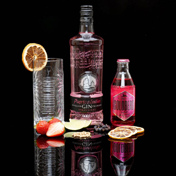 Der Puerto de Indias Strawberry Gin im Review auf ginvasion.de